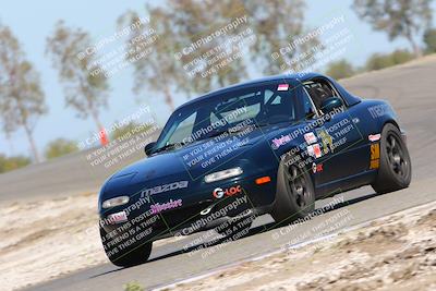 media/May-01-2022-CalClub SCCA (Sun) [[03a481c204]]/Group 5/Qualifying (I5)/